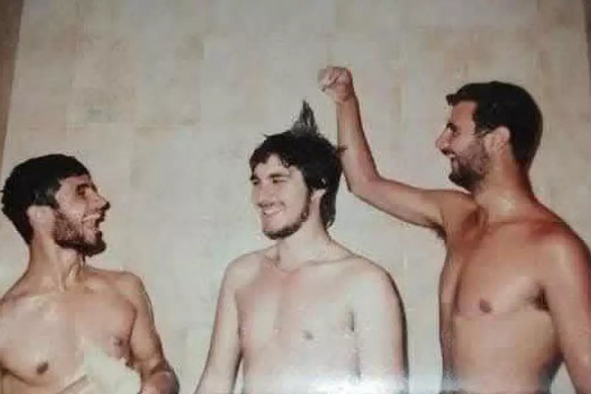 Esad’ın küvet sefası yaptığı fotoğrafları ortaya çıktı