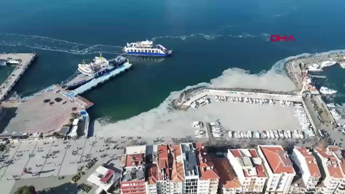 Çanakkale Boğazı’nda Müsilaj Tekrar Görüldü