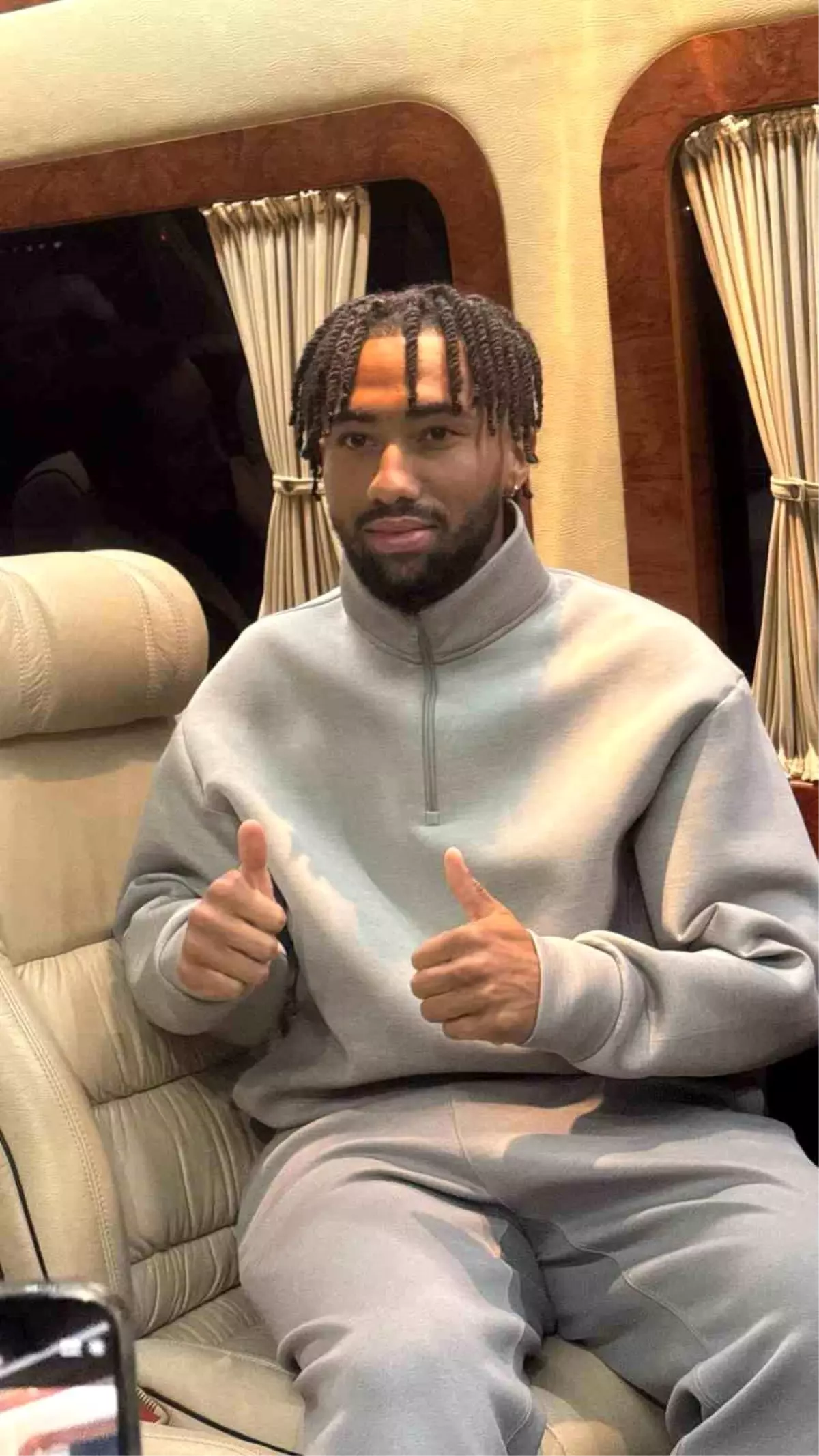 Trabzonspor, Tim Jabol-Folcarelli’yi Transfer Etti